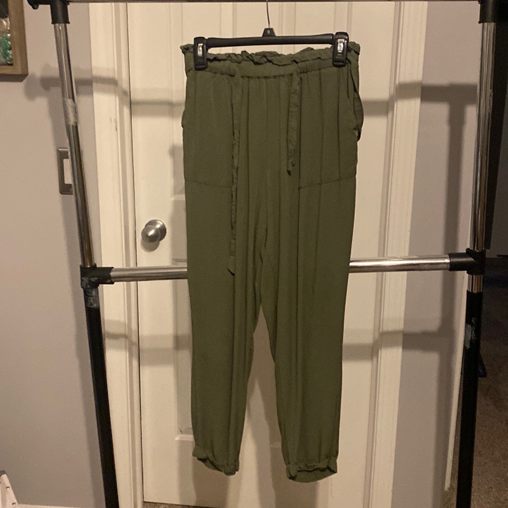 Sans Souci pants size medium